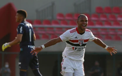 4×2: Com primeiro tempo fantástico, São Paulo passa por cima do Palmeiras no Brasileiro sub-20