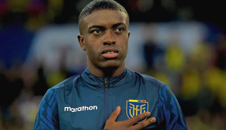 Jhegson Méndez em partida do Equador