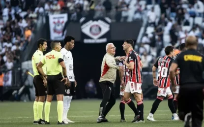 Dorival aprova atuação do São Paulo e questiona VAR: “Não estava trabalhando?”