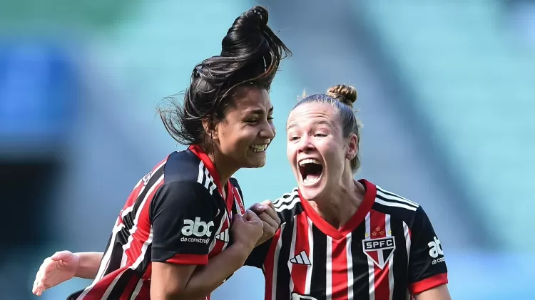 Mais uma final! Andressinha celebra classificação do Palmeiras