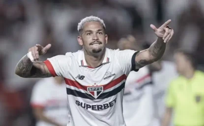 CBF divulga áudios do VAR em lances de Atlético-GO x São Paulo