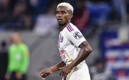 São Paulo faz sondagem pelo volante Thiago Mendes, mas se ‘assusta’ com os valores