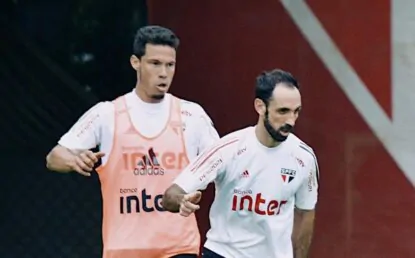 Hernanes e Juanfran treinam normalmente nesta manha de segunda-feira