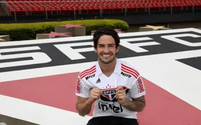 Pato em rede social diz que acompanha o São Paulo e explica por que não fechou com o Inter