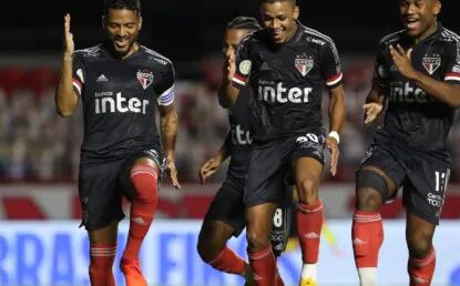 São Paulo goleia Botafogo no Morumbi e abre 7 pontos do Atlético-MG