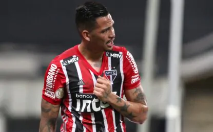 Luciano será avaliado nesta segunda pelo departamento médico