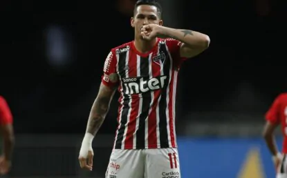 Luciano é eleito melhor jogador do mês de novembro do Brasileirão