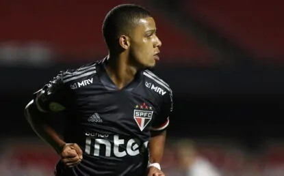 Sobre renovação com o São Paulo, Brenner pediu que conversa fosse adiada