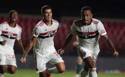 Com time reserva, São Paulo vence o Guarani e vira líder geral do Paulistão