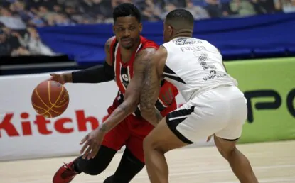 No primeiro jogo das quartas de final do NBB, São Paulo vence o Corinthians e mantém invencibilidade contra o rival