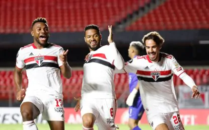 São Paulo vence Rentistas no Morumbi pela Libertadores e alcança a 8ª vitória seguida