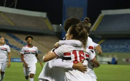 São Paulo vence Internacional fora de casa e sobe na tabela do Brasileiro Feminino