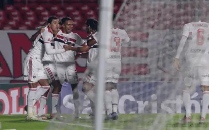 São Paulo vence a Ferroviária e está na semifinal do Paulistão