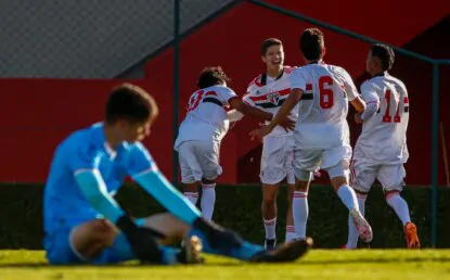 São Paulo vence o Bahia pelo Brasileiro sub-17