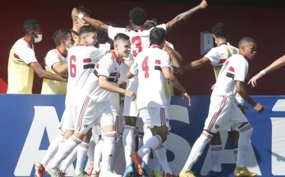 São Paulo empata com o Flamengo em primeiro jogo da semifinal do Brasileiro sub-17