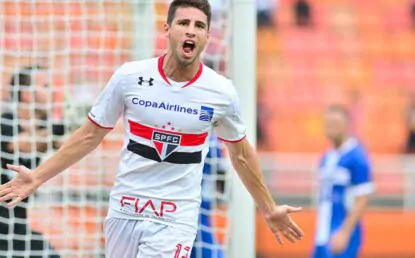 Histórico de Calleri no São Paulo é um dos trunfos em negociação pelo seu retorno