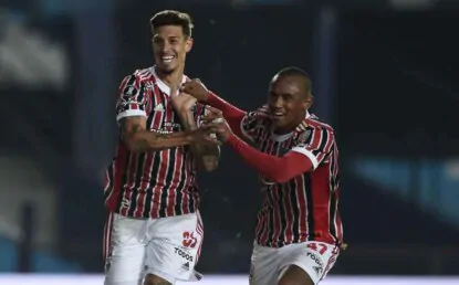 São Paulo bate Racing na Argentina e vai às quartas da Libertadores