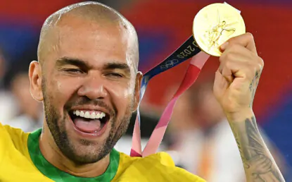 Daniel Alves desabafa após ouro nas Olimpíadas: “O São Paulo falhou muito comigo”