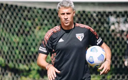 Utilizar força máxima contra o Grêmio ou poupar jogadores para o Choque-Rei na Libertadores?