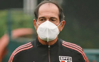 Muricy diz que o São Paulo busca centroavante mas prega responsabilidade financeira: “O clube vai acabar se a gente fizer isso”