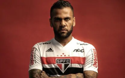 Daniel Alves critica diretoria do São Paulo e lembra passagem: “Cheguei no meu limite”