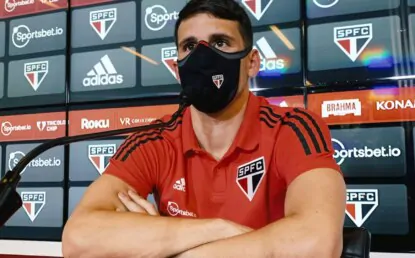 “O dinheiro hoje é secundário, eu venho aqui jogar e ficar feliz”, diz Calleri; confira os trechos da coletiva