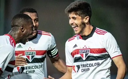 Sub-20 do São Paulo garante classificação antecipada no Brasileiro após superar o Atlético-MG