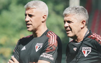 Crespo elogia atuação dos jogadores diante do Santos e nega pressão: “Foi uma semana normal no São Paulo”