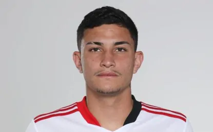 Indicado por Alex, zagueiro da base do São Paulo comete ato de indisciplina e é dispensado