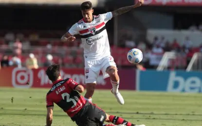 São Paulo entra desligado no jogo e é derrotado pelo Flamengo no Morumbi