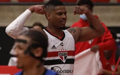 São Paulo da show e vence o Pinheiros pelo NBB