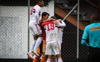 Sub-20 derrota o Flamengo de Guarulhos e se aproxima de vaga no Paulista