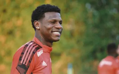 Interesse de rival em Arboleda pode acelerar renovação com o São Paulo