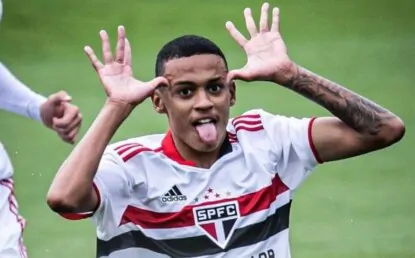 Conheça Caio Matheus, promessa da base do São Paulo relacionado para jogo contra o Grêmio