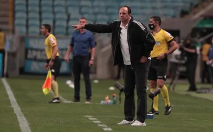 VERGONHOSO! São Paulo é derrotado pelo Grêmio por 3 a 0