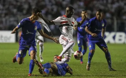 São Paulo x São Caetano: provável escalação, desfalques, arbitragem e onde assistir