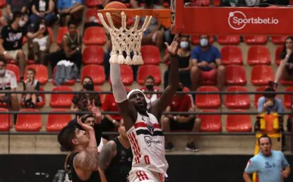 São Paulo vira no último quarto, vence o Bauru e vai à semi da Copa Super 8