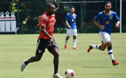 Com gols de Patrick e Nikão, São Paulo vence São Bernardo em jogo treino