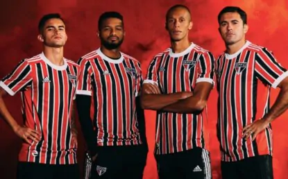 Diretor do São Paulo abre o jogo sobre possível rescisão de contrato com a Adidas