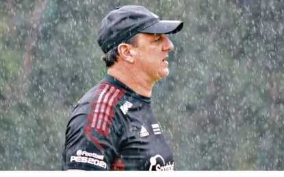 Mantém ou demite? Diretoria do São Paulo acredita estar em débito com Rogério Ceni
