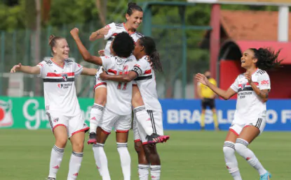 Pelo Brasileiro Feminino, São Paulo bate o Grêmio por 3 a 0 em Cotia
