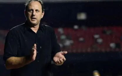 Ceni cita futuros desfalques e “cutuca” a FPF pelo calendário do Corinthians