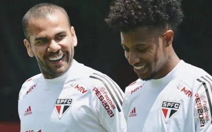 Daniel Alves diz não perder um jogo do São Paulo vê a “história muito linda” no clube