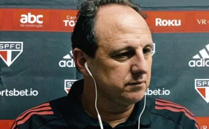 Sobre expulsão, Ceni nega ofensas à arbitragem: “Uma puta sacanagem”