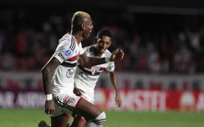 Com os reservas, São Paulo vence o Everton (CHI) e se mantem 100% na Sul-Americana