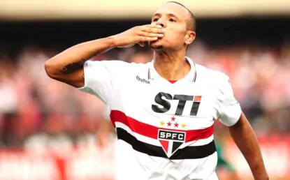 SPFC e Luis Fabiano negociam realização de partida de despedida no Morumbi