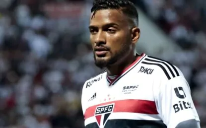 “Pela idade avançada”; Reinaldo puxa a fila, 4 jogadores podem deixar o São Paulo