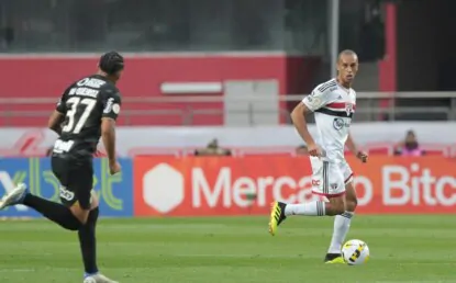 São Paulo joga com os reservas e fica no empate diante do Corinthians