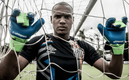 Alvo do São Paulo, goleiro do Santos pede para ser negociado e clube tenta segurar