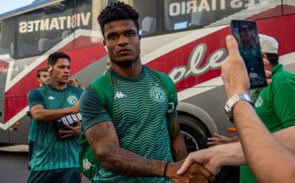 “Estão achando que é o Roberto Carlos”; Santos e São Paulo ouviram pedida alta por lateral